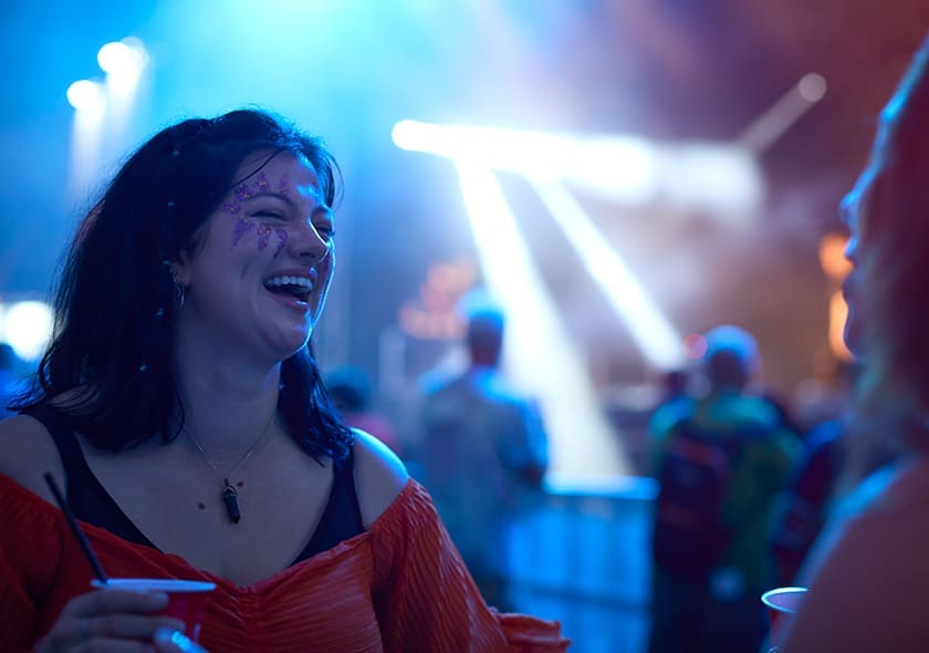 vida-nocturna-boliviana-magri-tour-operator-02